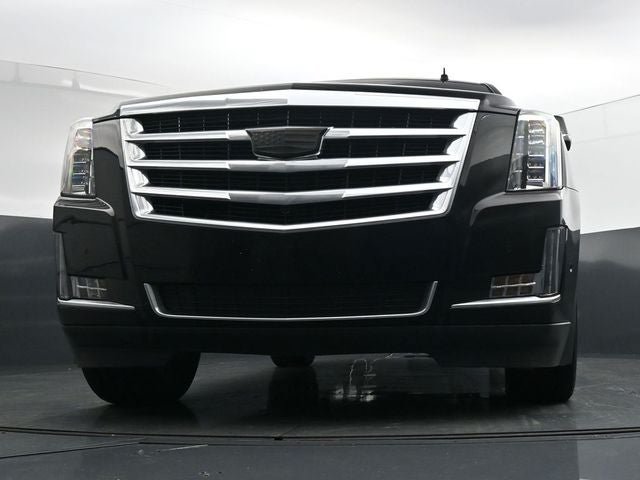 Used 2020 Cadillac Escalade Luxury AWD/4WD image 30