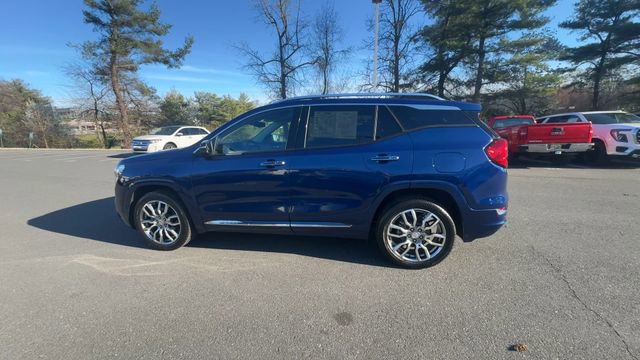 Used 2023 GMC Terrain Denali w/ Denali Premium Package image 5