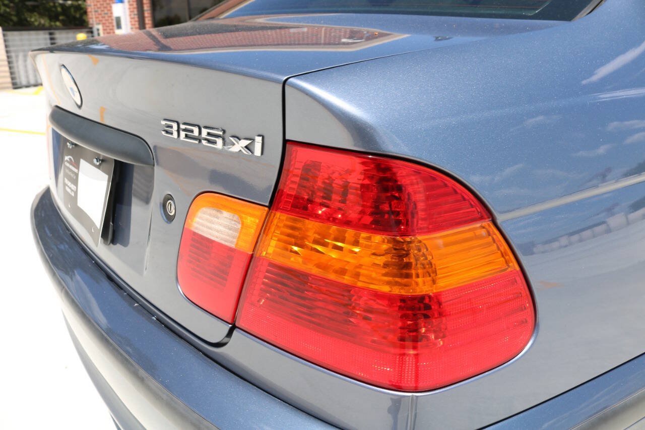 Used 2004 BMW 325xi Sedan AWD/4WD image 82