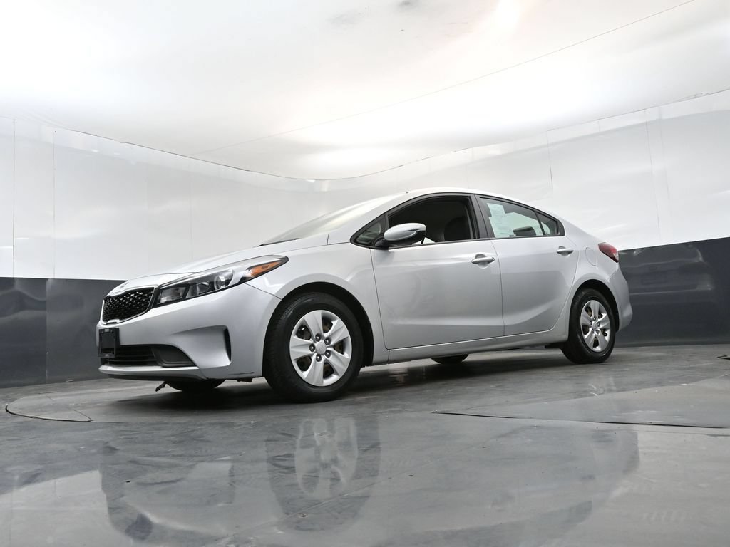 Used 2017 Kia Forte LX FWD image 20