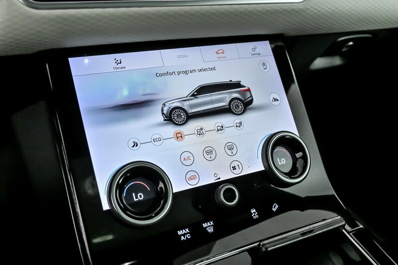 Used 2018 Land Rover Range Rover Velar R-Dynamic SE AWD/4WD image 32