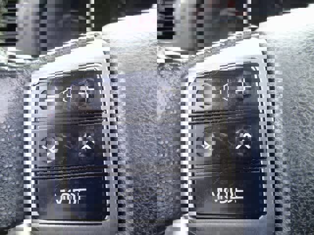 Used 2013 Toyota 4Runner SR5 image 10