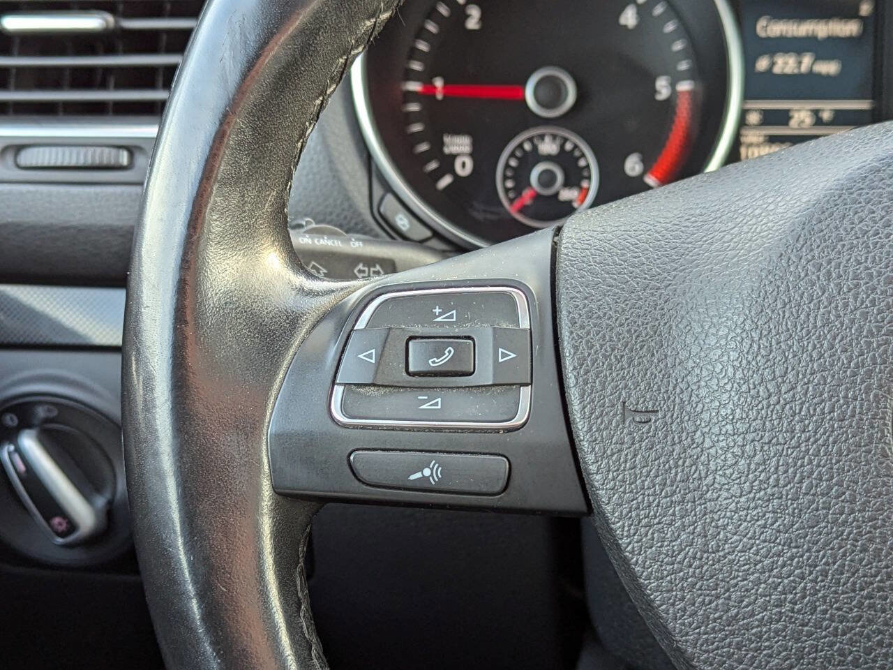 Used 2012 Volkswagen Jetta TDI image 23