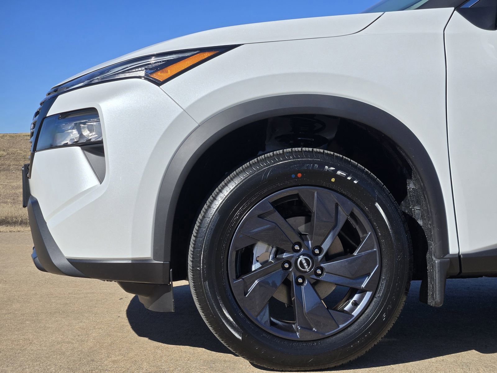 New 2026 Nissan Rogue SV w/ Cold Weather Package FWD image 11