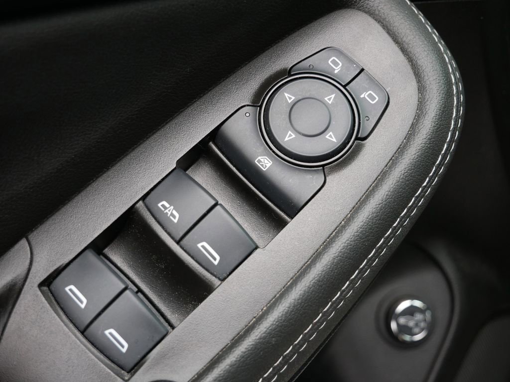 Used 2023 Buick Encore GX Select AWD/4WD image 21