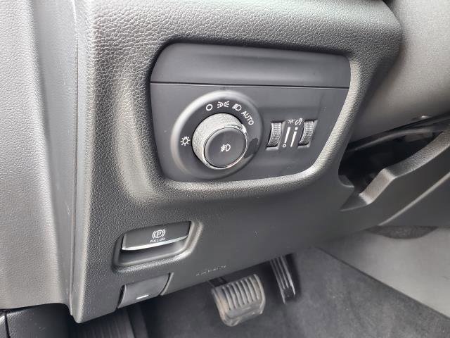 New 2025 Jeep Grand Cherokee Limited image 8