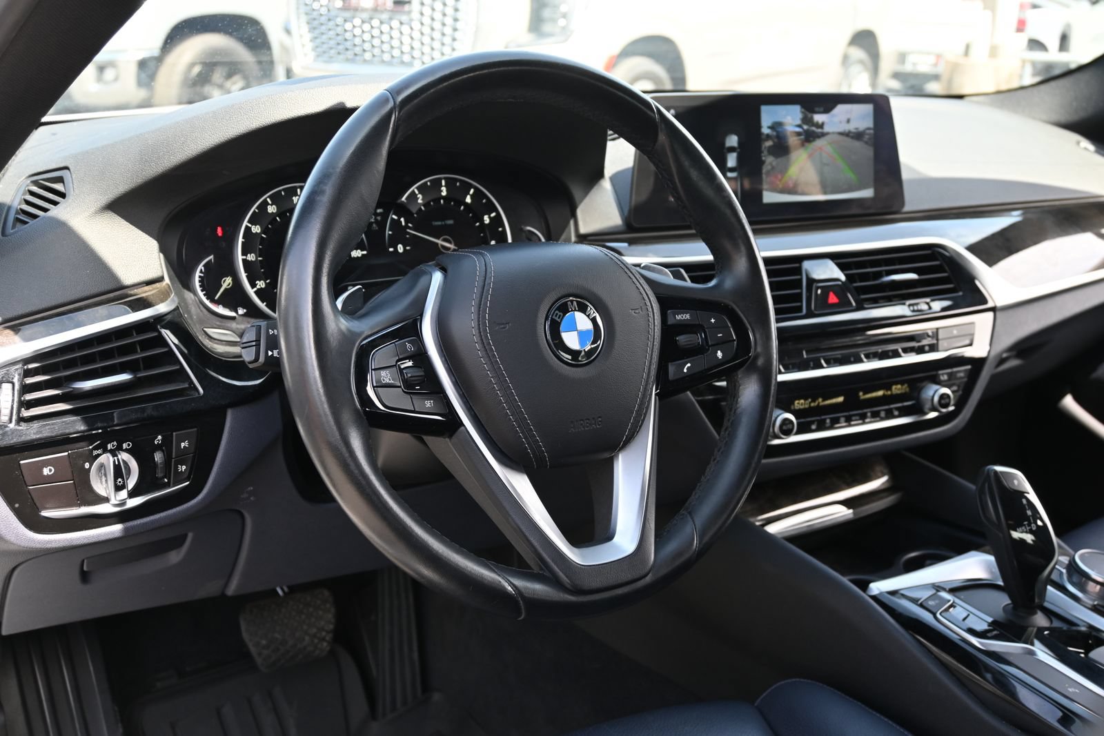 Used 2017 BMW 540i RWD image 17