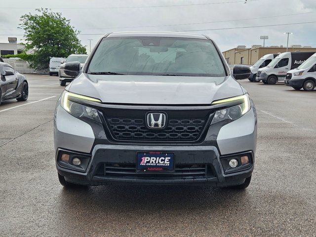 Used 2021 Honda Passport Sport image 2
