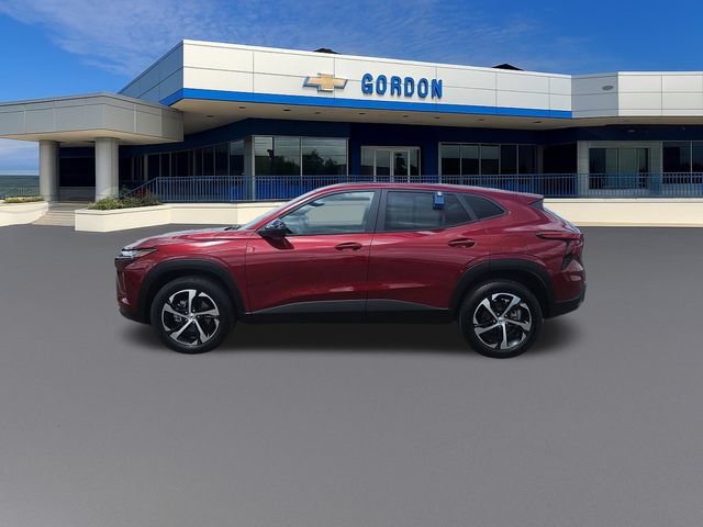 Used 2025 Chevrolet Trax RS FWD image 2