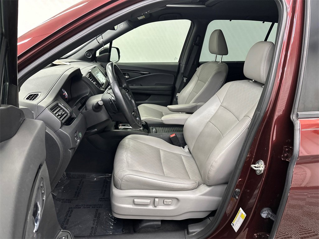 Certified 2019 Honda Passport Touring image 9
