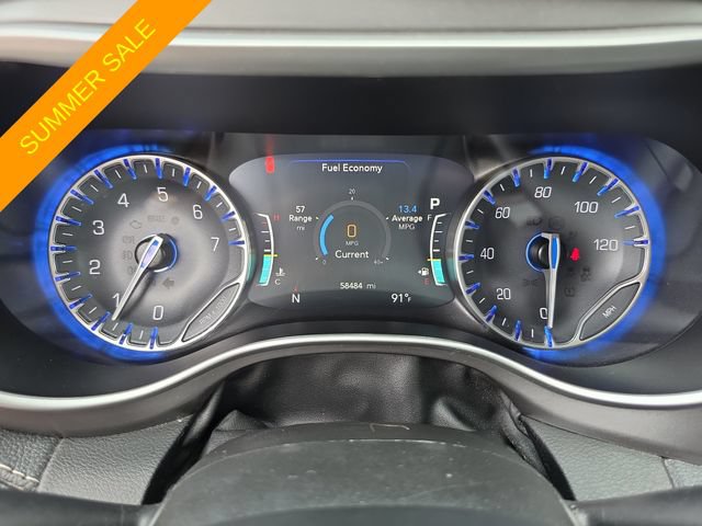 Certified 2023 Chrysler Pacifica Touring-L FWD image 27