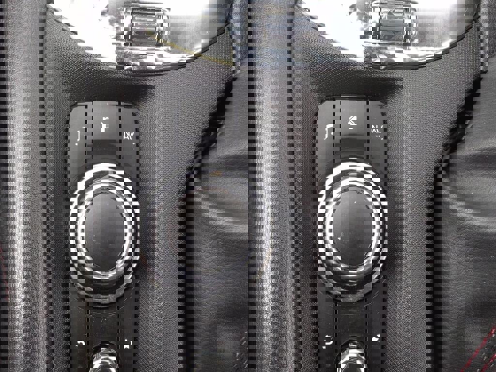 Used 2018 MAZDA MX-5 Miata RF Grand Touring image 25