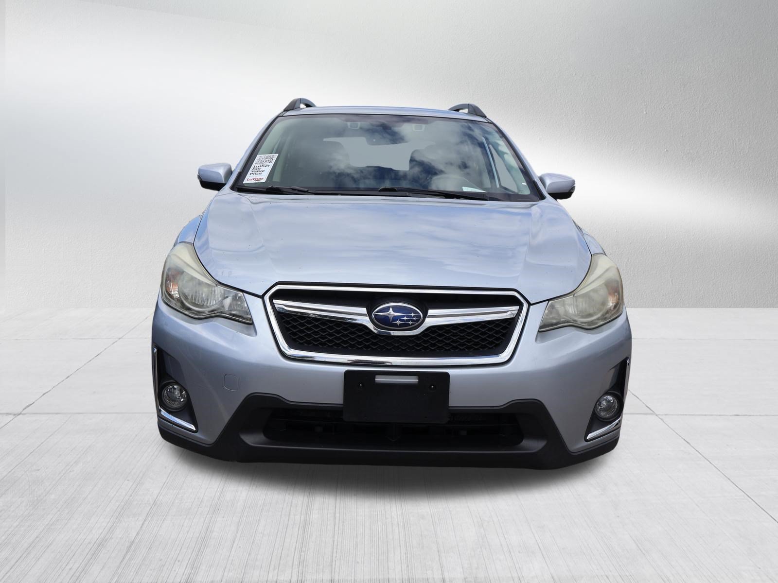 Used 2017 Subaru Crosstrek 2.0i Limited AWD/4WD image 2