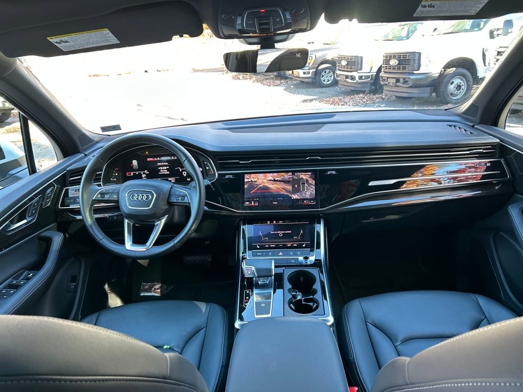 Used 2025 Audi Q7 3.0T Premium Plus image 26