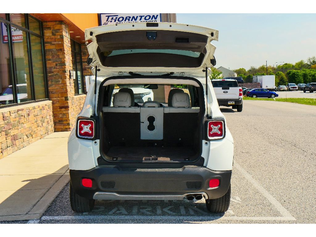 Used 2016 Jeep Renegade Limited FWD image 26