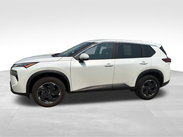 Used 2024 Nissan Rogue SV AWD/4WD image 8