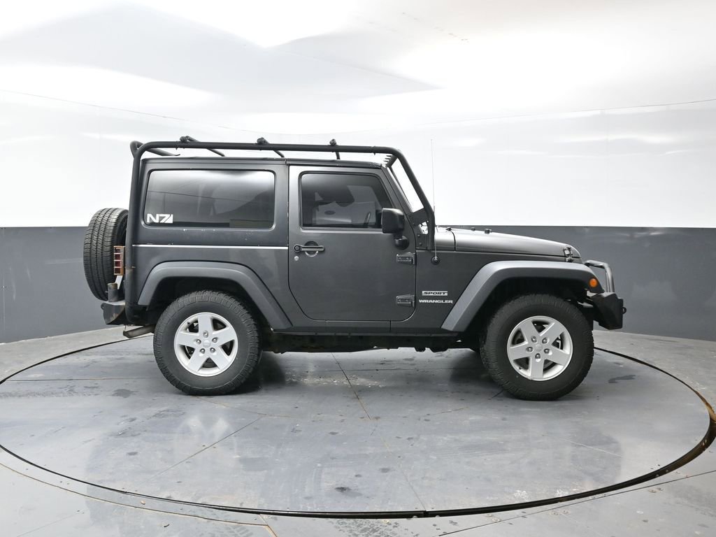 Used 2017 Jeep Wrangler Sport w/ Quick Order Package 24S AWD/4WD image 3