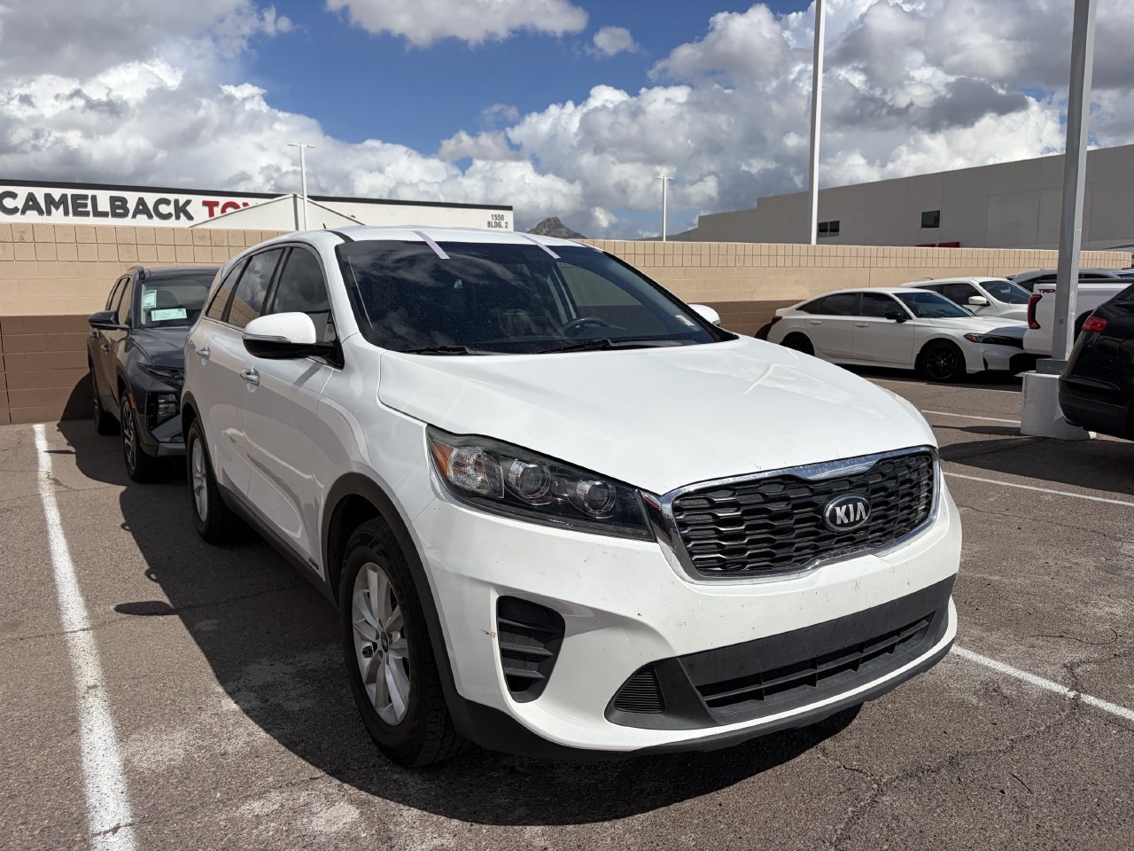 Used 2020 Kia Sorento LX AWD/4WD image 2