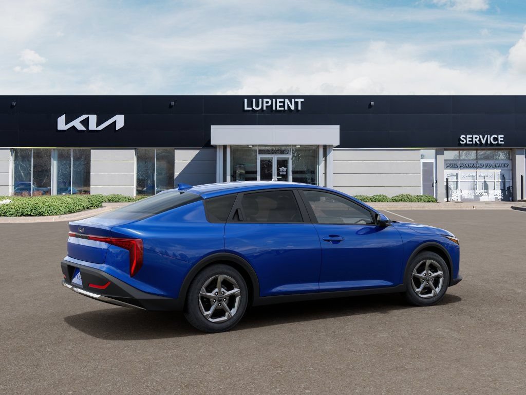 New 2026 Kia K4 FWD image 8