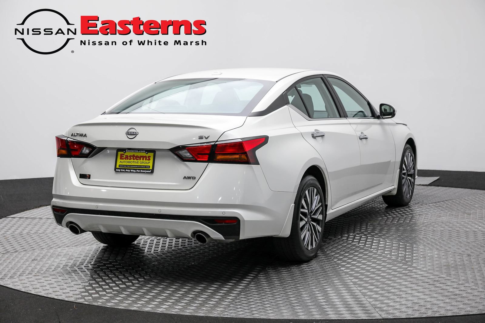 Used 2024 Nissan Altima 2.5 SV w/ SV Premium Package image 9