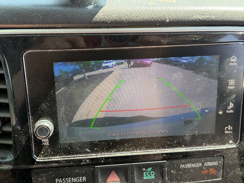Used 2017 Mitsubishi Outlander SE FWD image 26