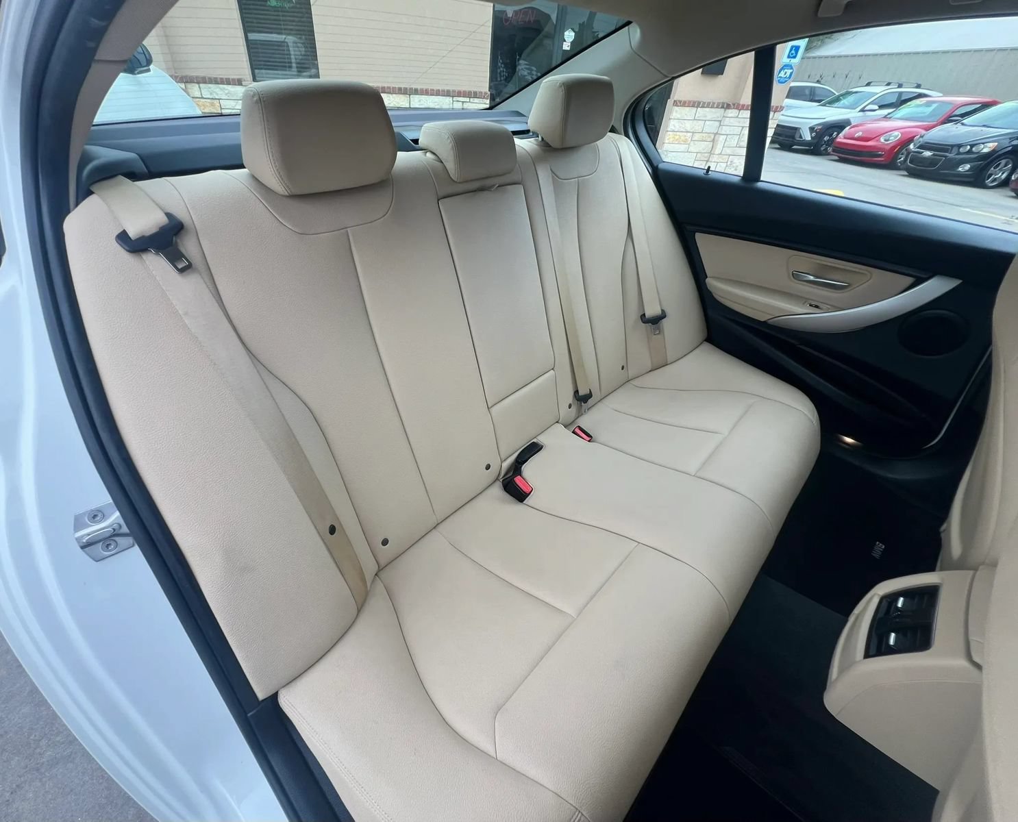 Used 2018 BMW 320i xDrive Sedan AWD/4WD image 39