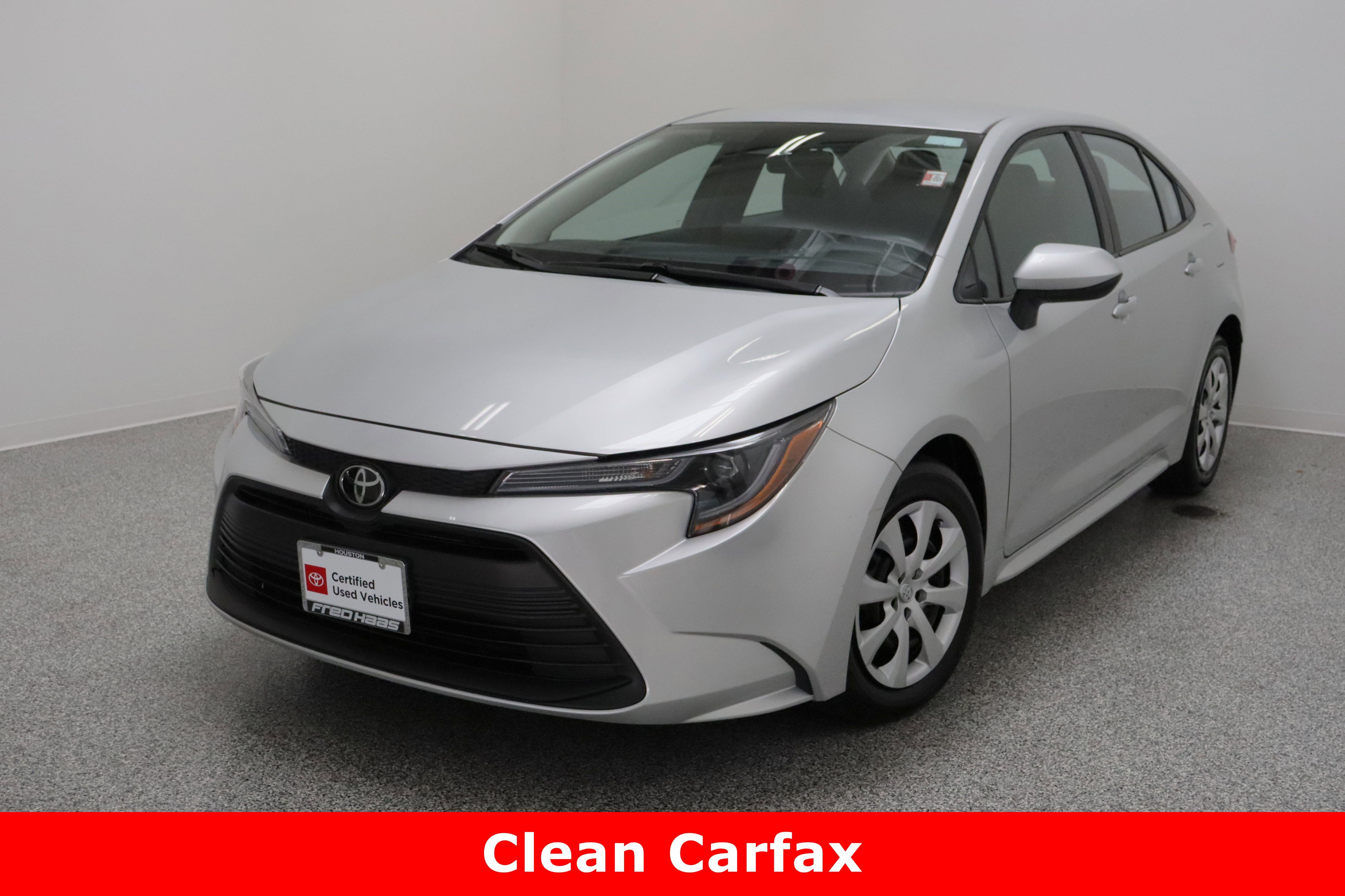 Certified 2025 Toyota Corolla LE image 2