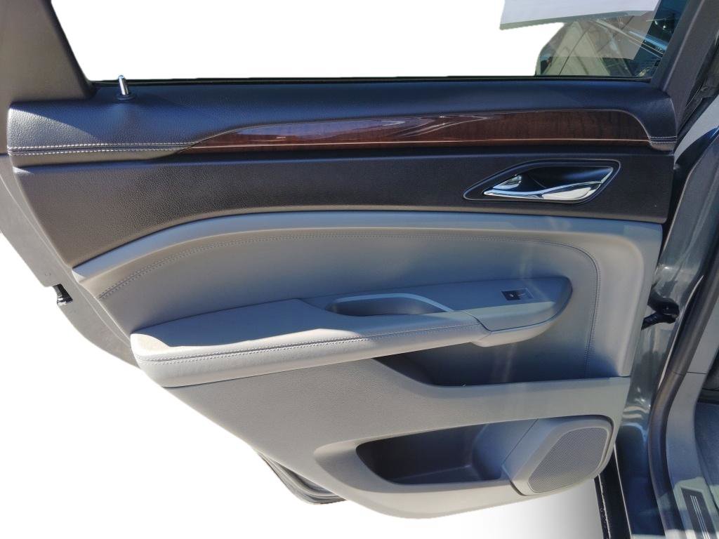 Used 2010 Cadillac SRX Luxury image 26