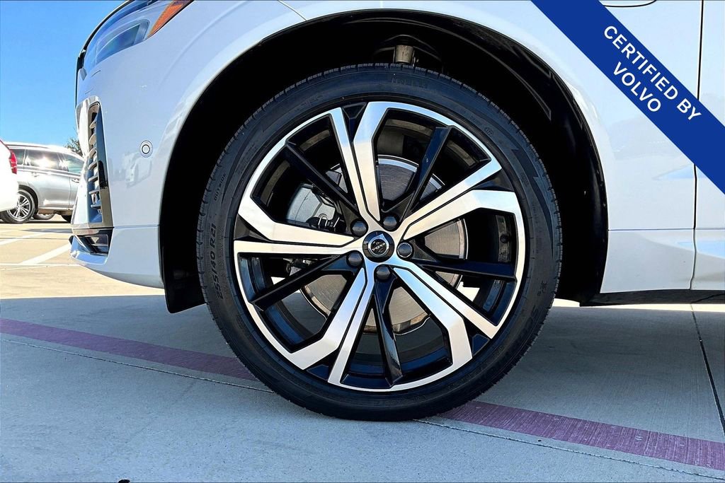 Used 2024 Volvo XC60 T8 Ultimate w/ Protection Package Premier image 11