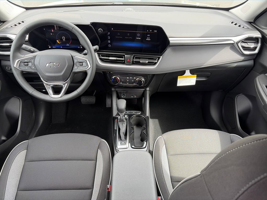 New 2026 Chevrolet TrailBlazer LT w/ Midnight Edition FWD image 9
