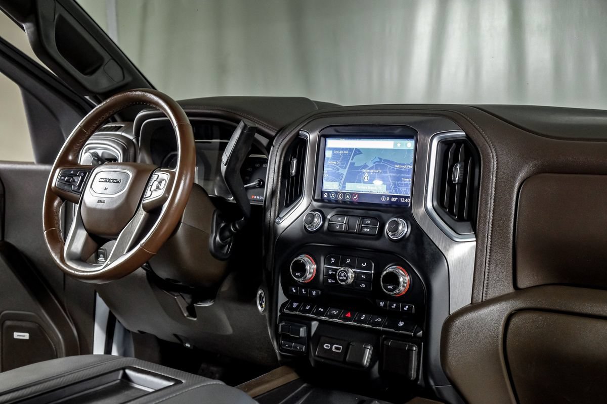 Used 2021 GMC Sierra 3500 Denali w/ Denali Ultimate Package AWD/4WD image 23