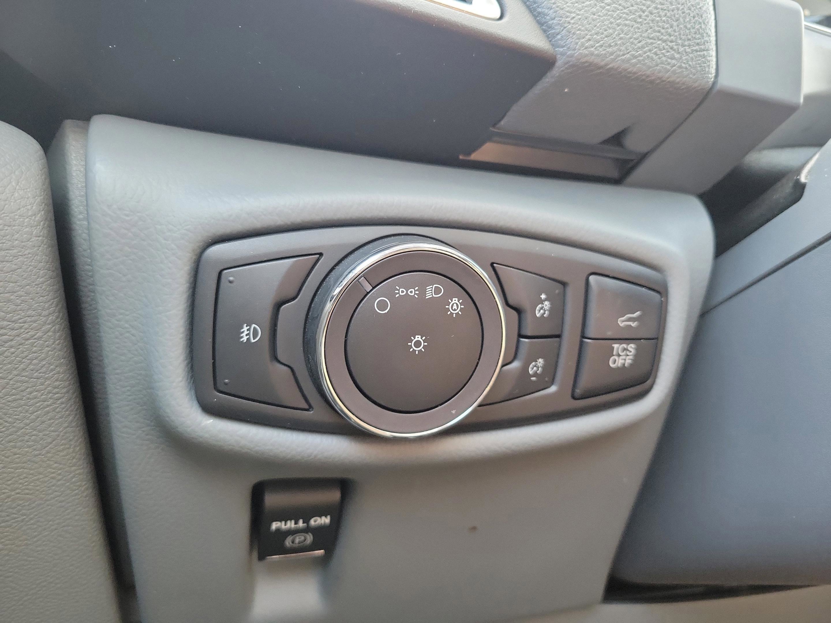 Used 2019 Lincoln Nautilus Reserve w/ Driver Assistance Package image 16