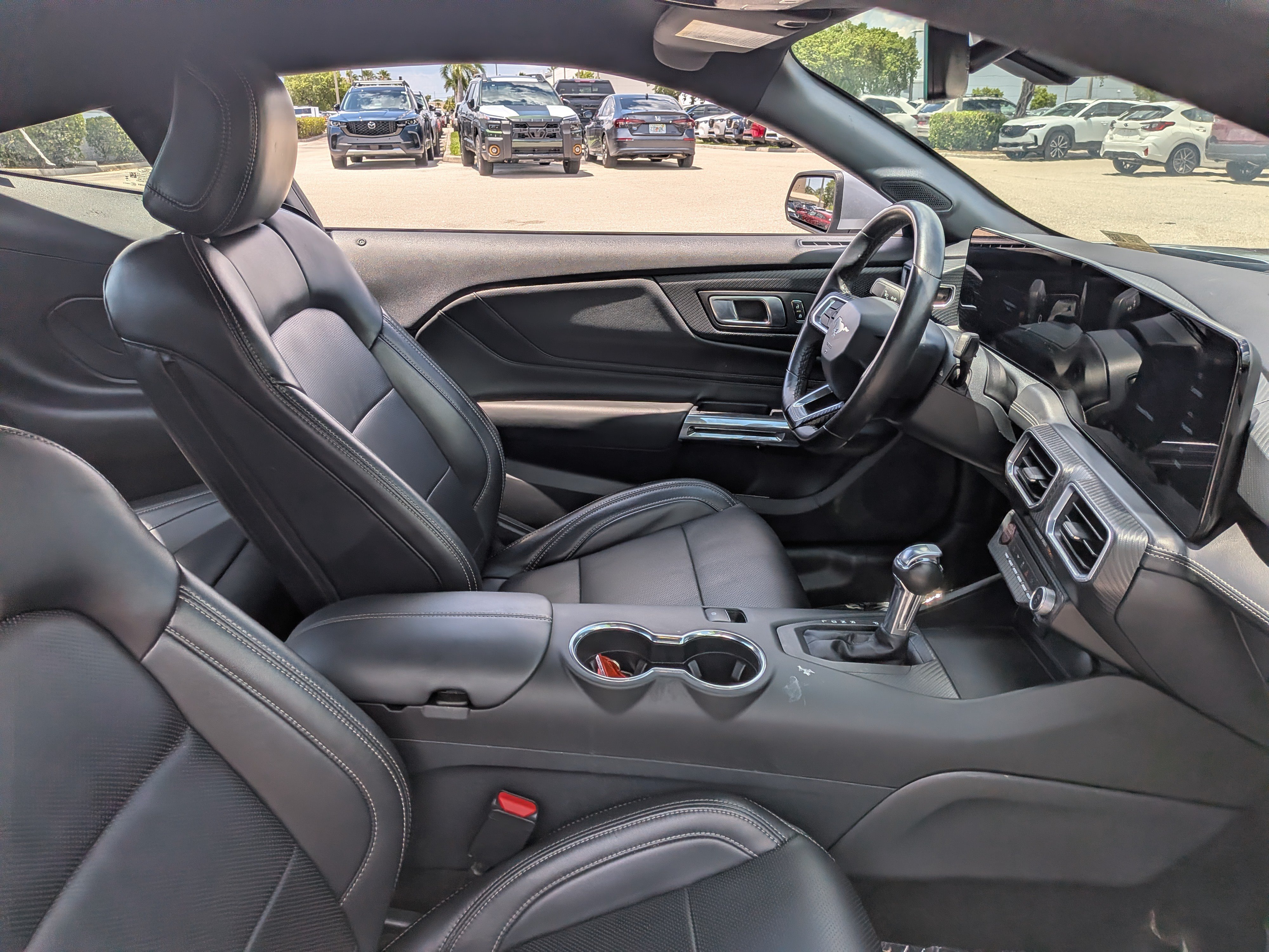 Used 2025 Ford Mustang Premium RWD image 16