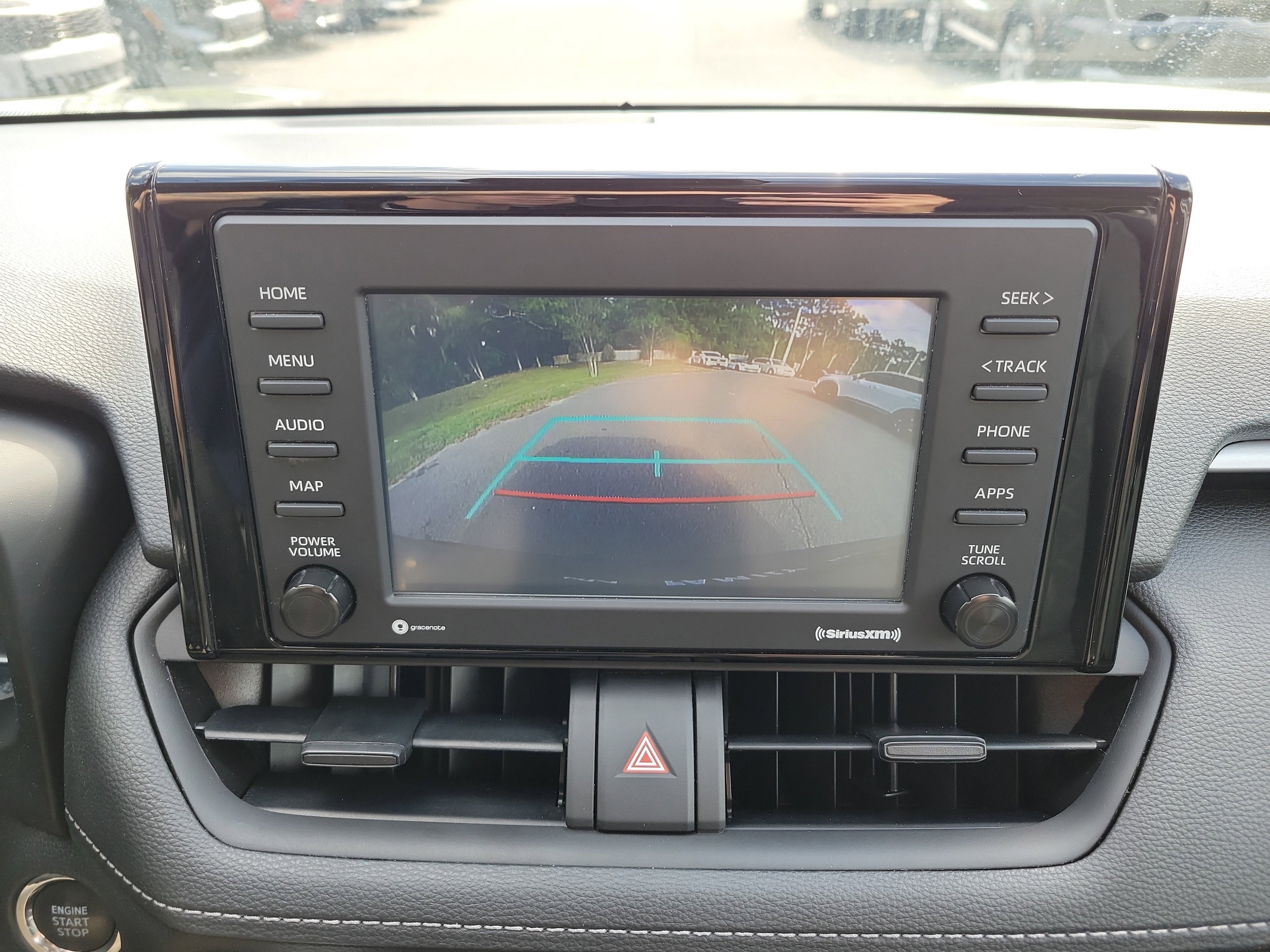 Used 2022 Toyota RAV4 XLE FWD image 32