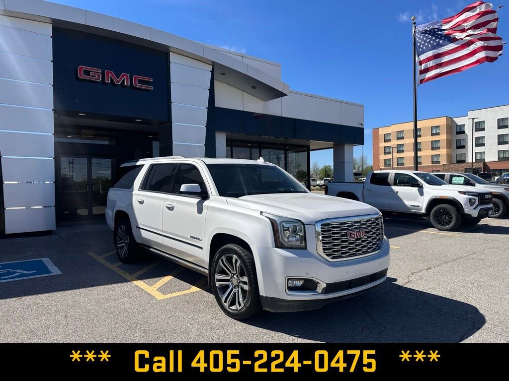 Used 2019 GMC Yukon XL Denali w/ Denali Ultimate Package AWD/4WD image 10