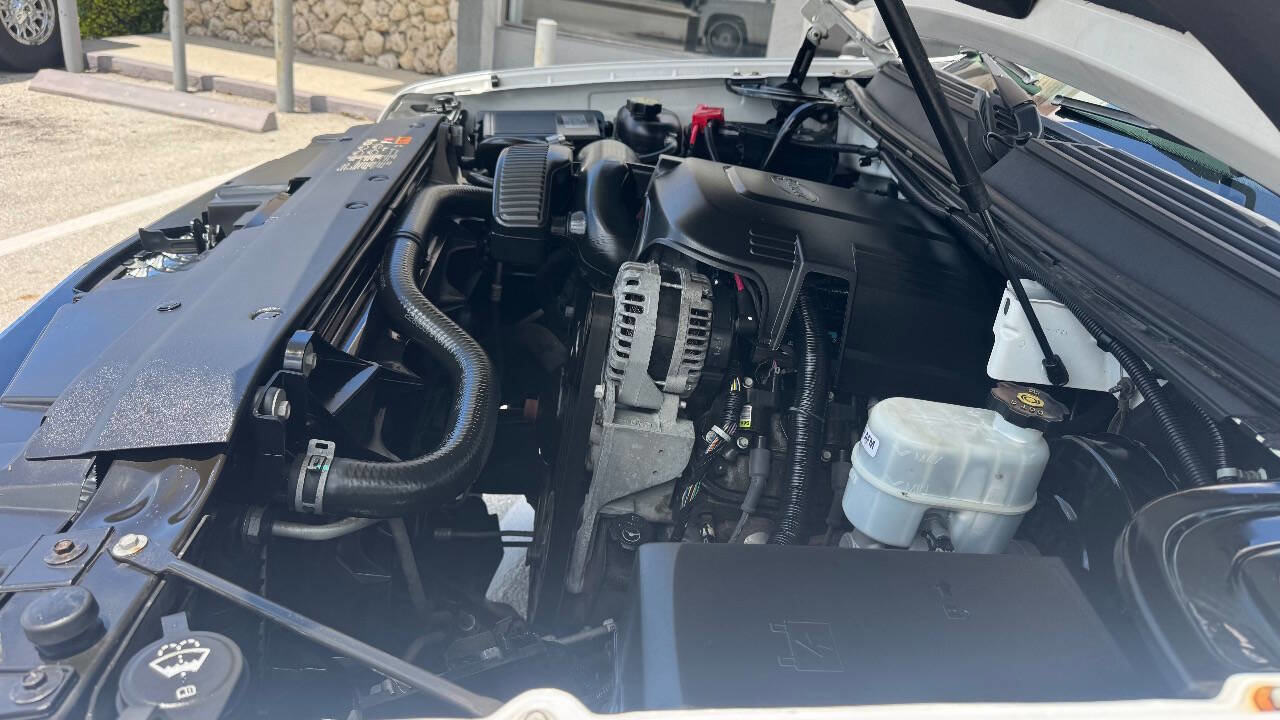 Used 2014 Chevrolet Tahoe LTZ AWD/4WD image 27