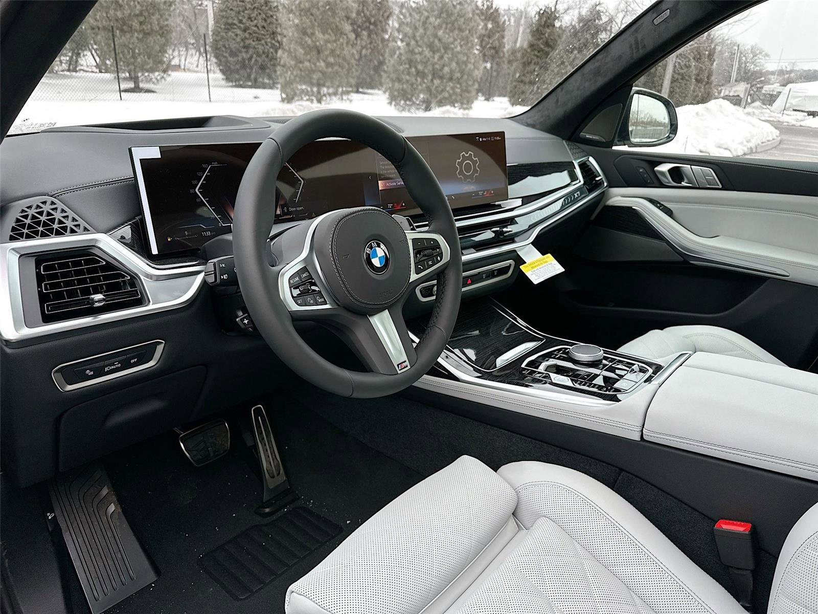 New 2026 BMW X7 xDrive40i w/ M Sport Package image 9