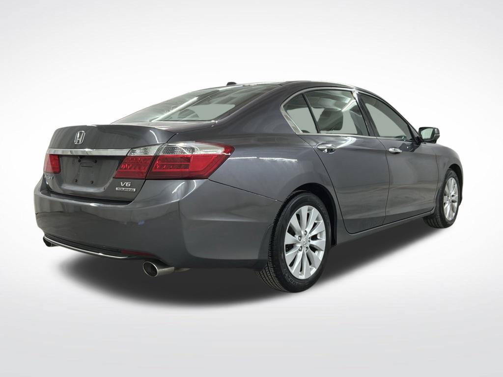 Used 2015 Honda Accord Touring image 3