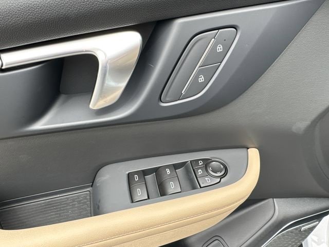 New 2026 Buick Enclave Preferred w/ LPO, Floor Liner Package image 23