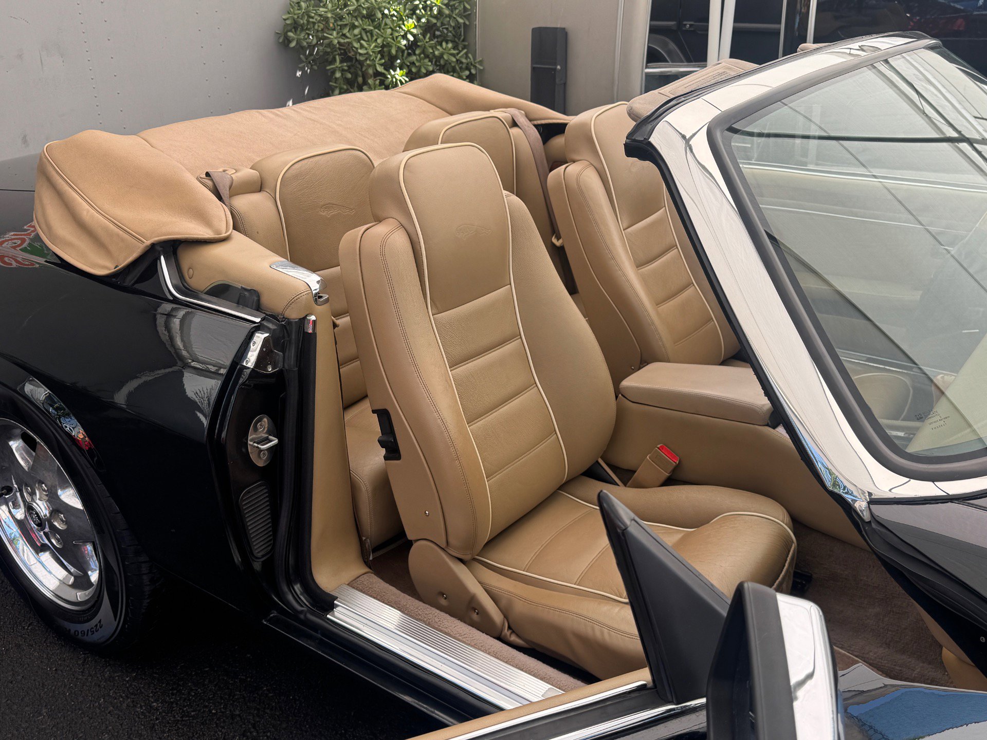 Used 1996 Jaguar XJS 4.0 Convertible image 33