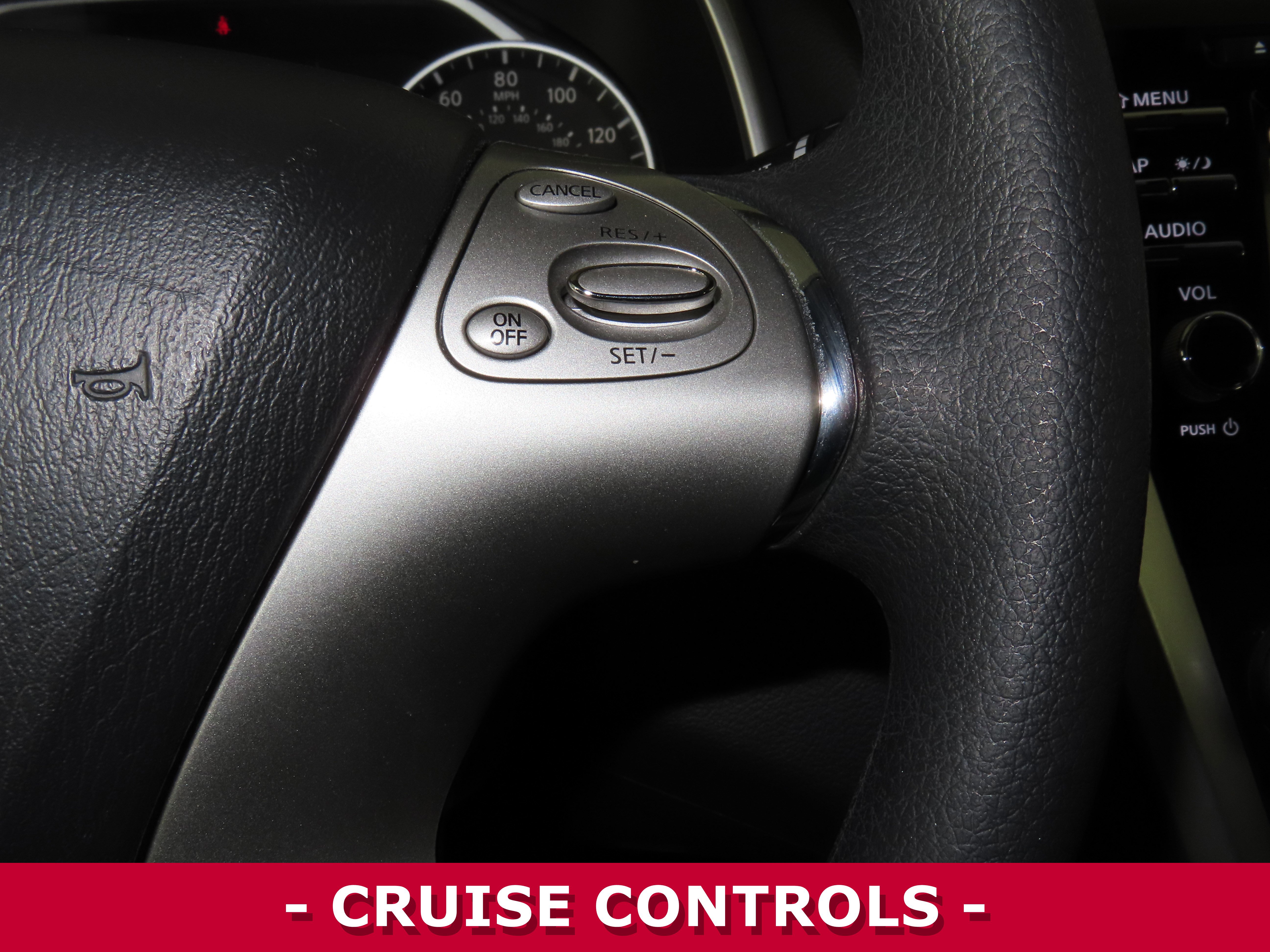 Used 2018 Nissan Murano S image 14