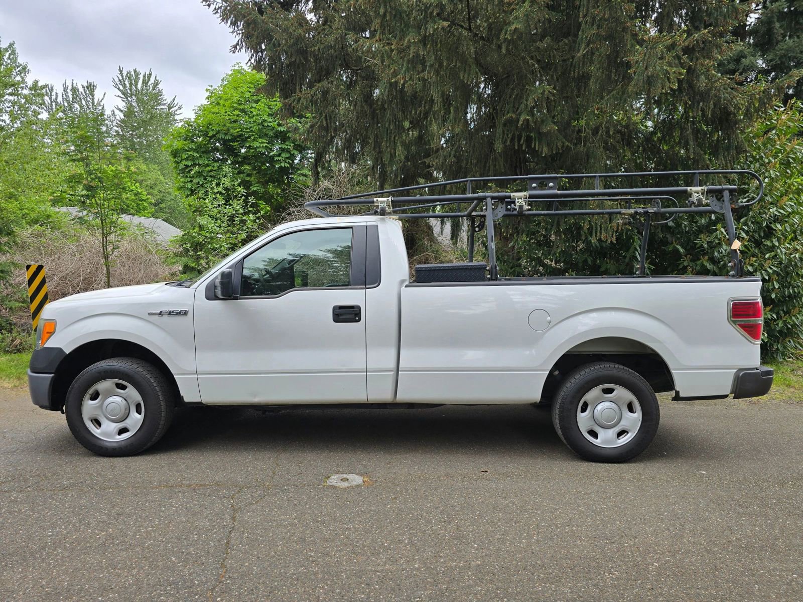 Used 2009 Ford F150 XL RWD image 2