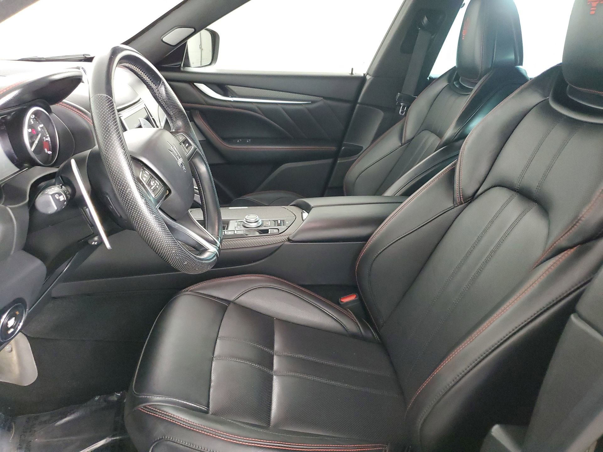 Used 2022 Maserati Levante Modena S image 27