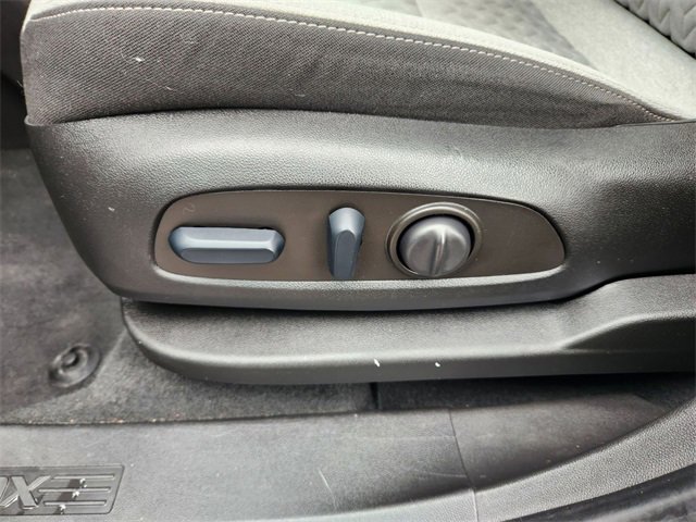 Used 2022 Chevrolet Equinox LS w/ LS Convenience Package image 19