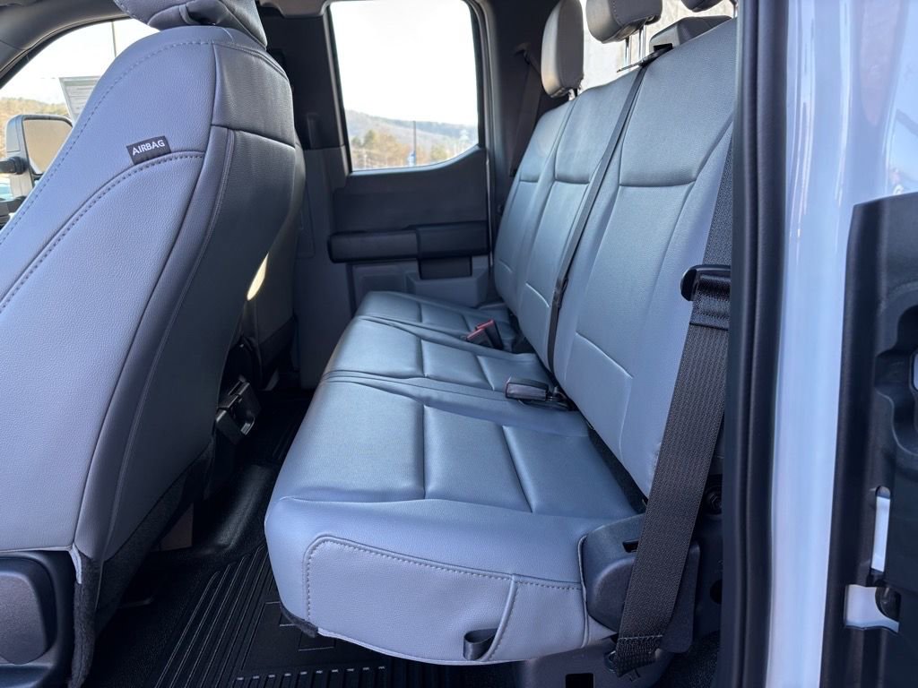 New 2026 Ford F250 XL w/ XL Chrome Package image 10