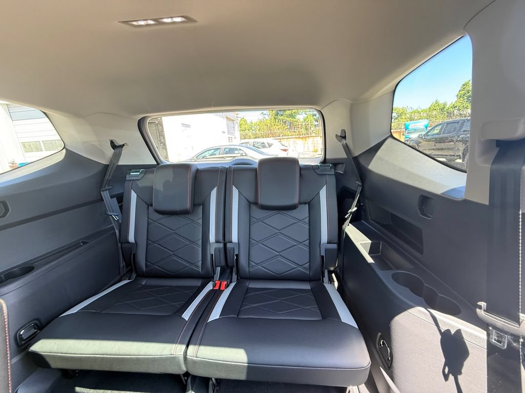 New 2026 Volkswagen Atlas Peak Edition AWD/4WD image 25