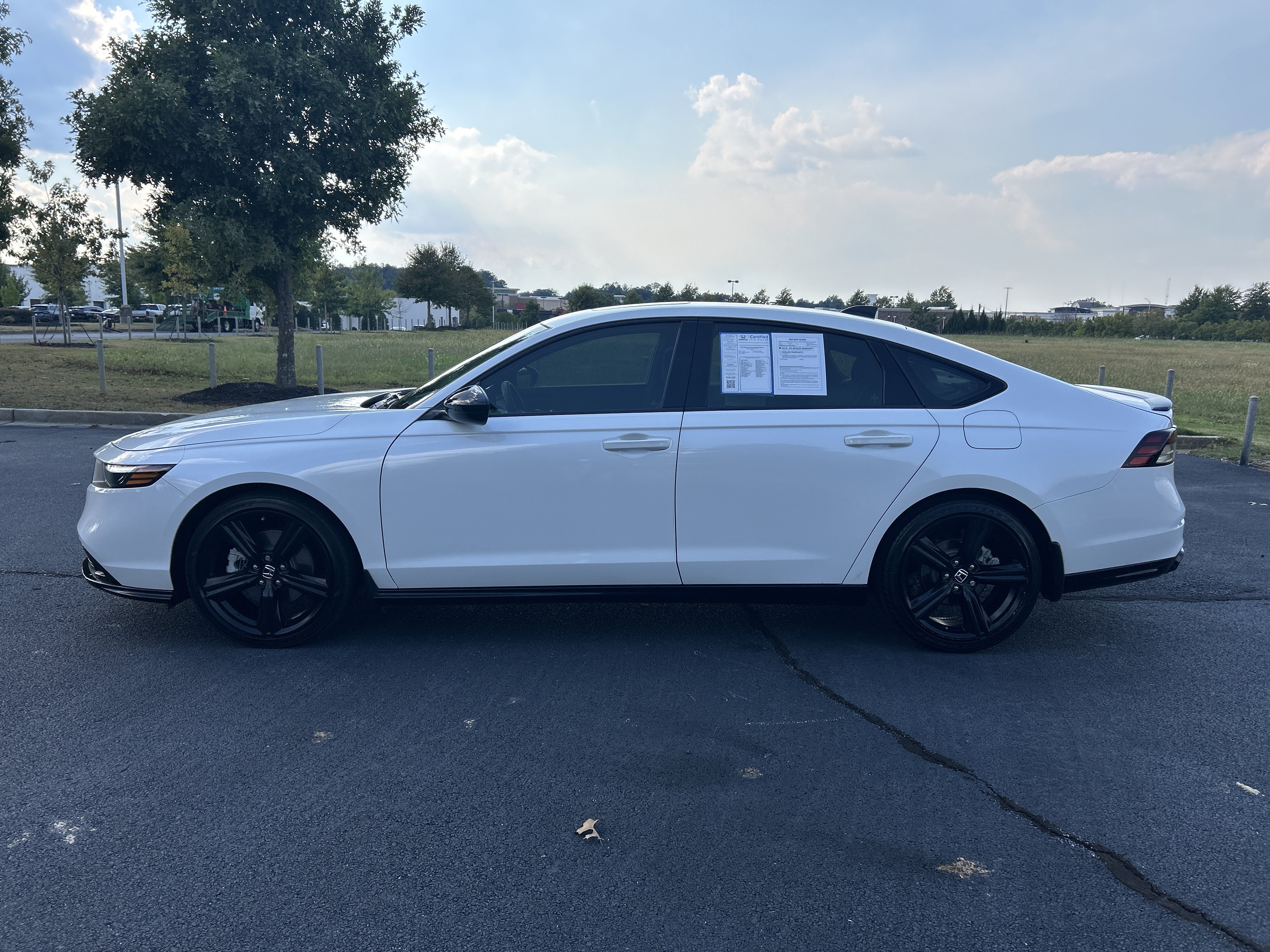 Used 2023 Honda Accord Sport image 6