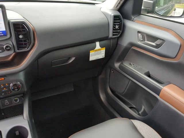 Used 2024 Ford Bronco Sport Outer Banks w/ Tech Package image 19