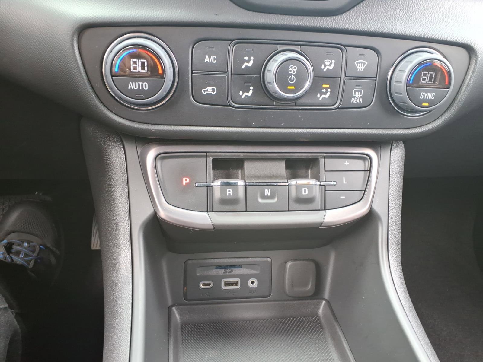 Certified 2023 GMC Terrain AT4 AWD/4WD image 33