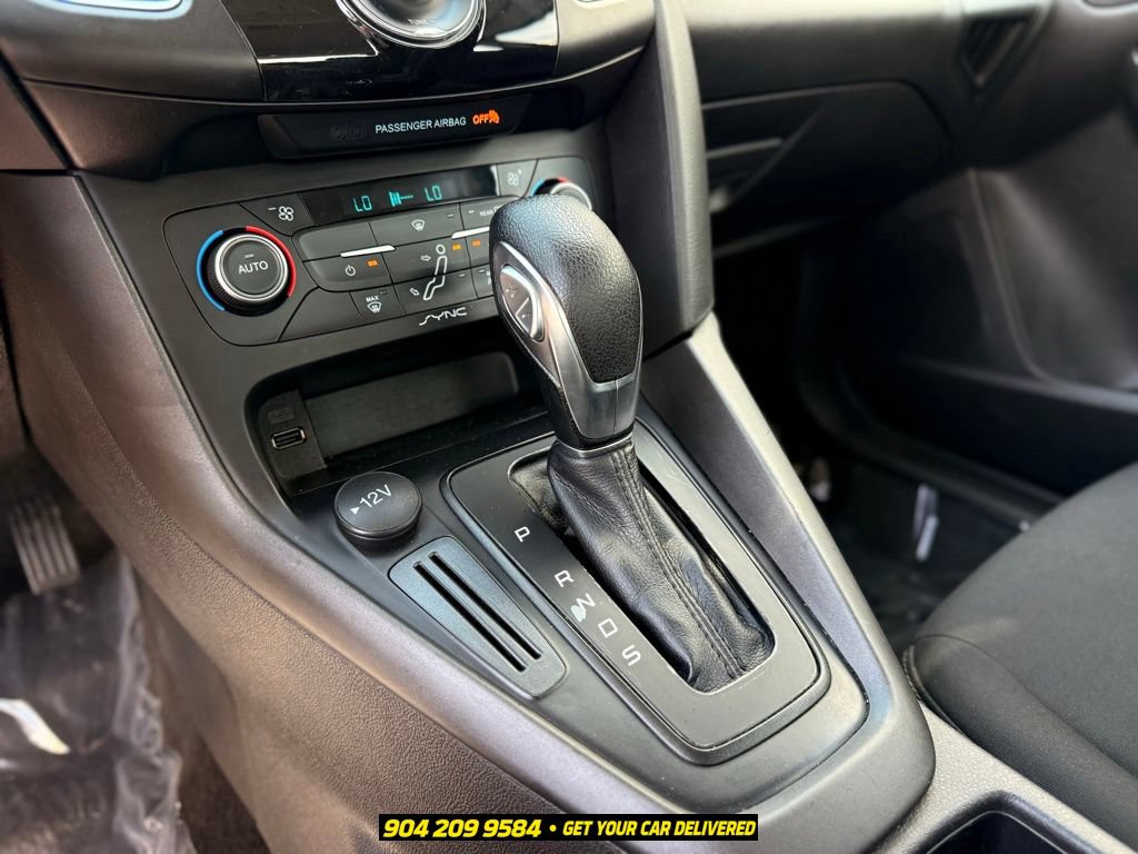 Used 2018 Ford Focus SEL FWD image 16
